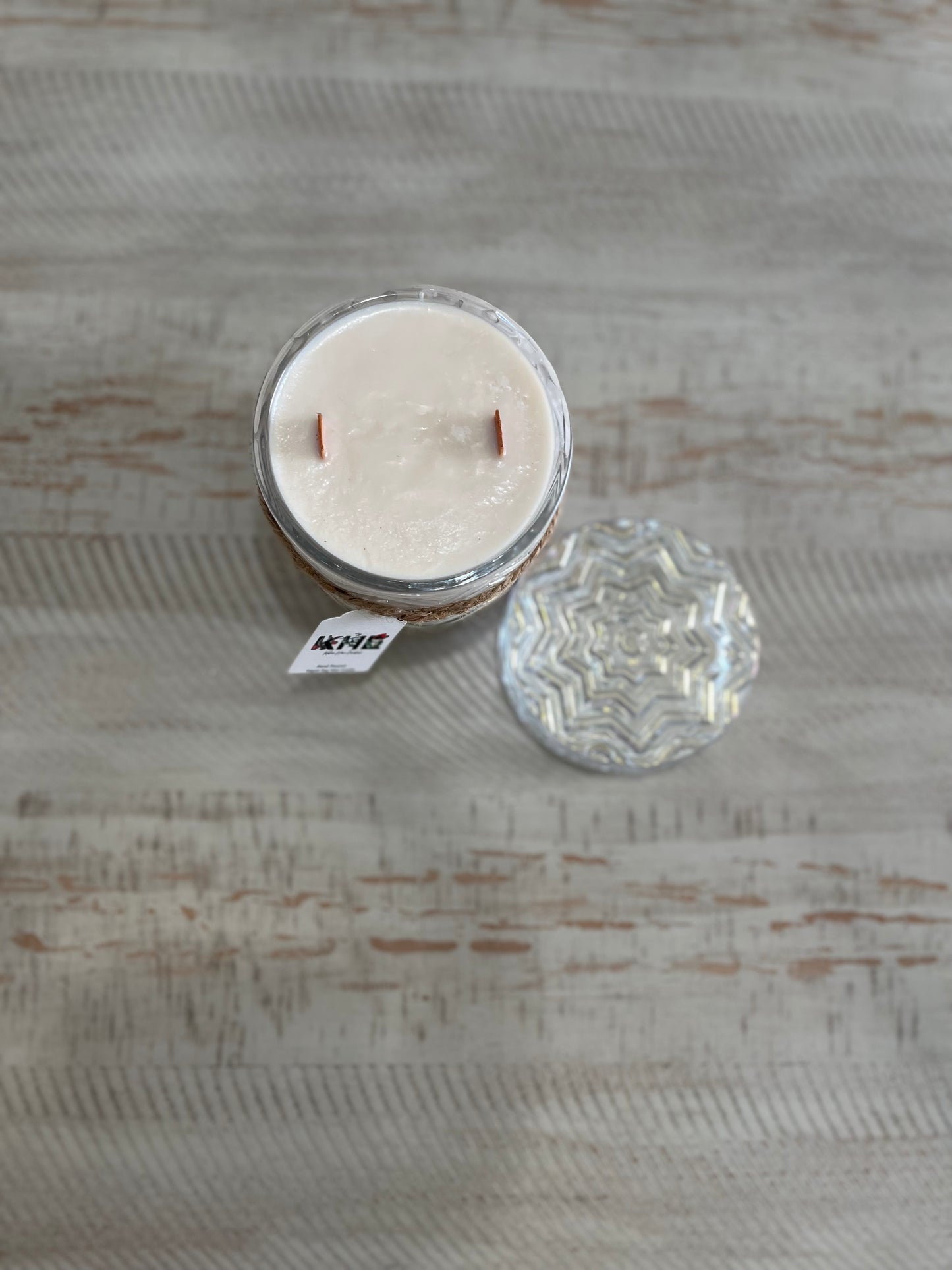 Iridescent Della Candle